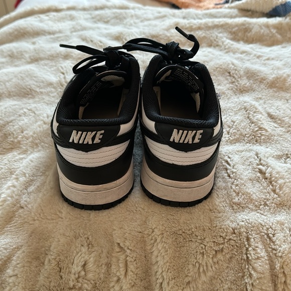 Nike Dunks - Picture 3 of 6